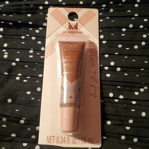 LE Mercerie  Long Wear Foundation - Dark Skin #402